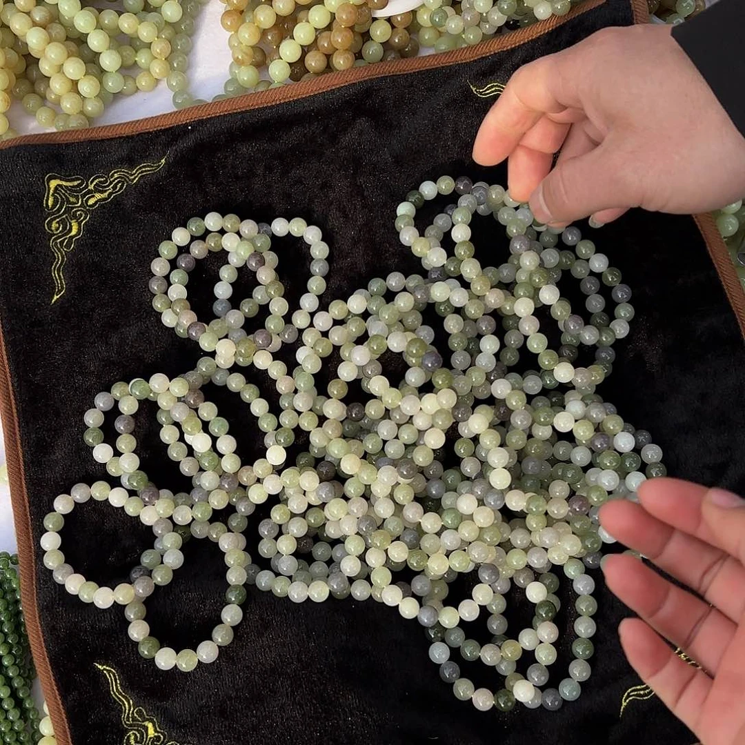 和田玉和田玉多样性发货拍一发一未镶嵌