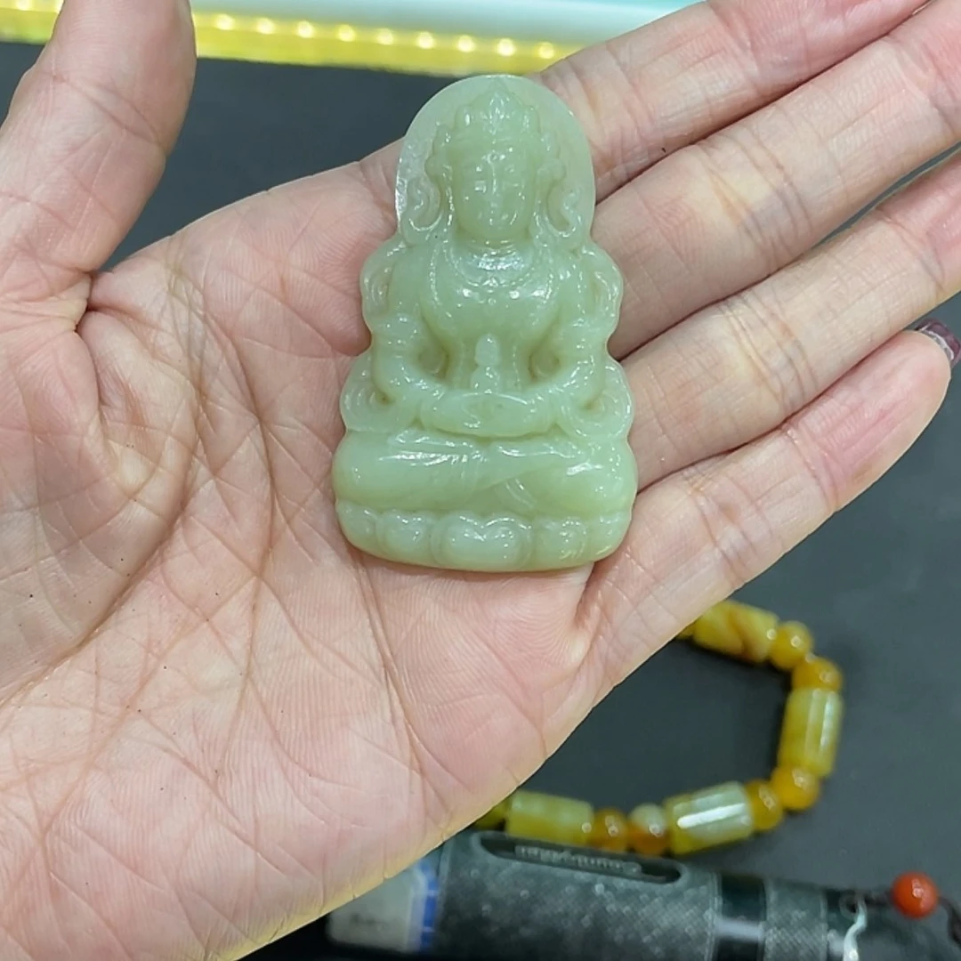 【闪购商品】岫岩老玉（透闪石质玉）颈饰未镶嵌我****的