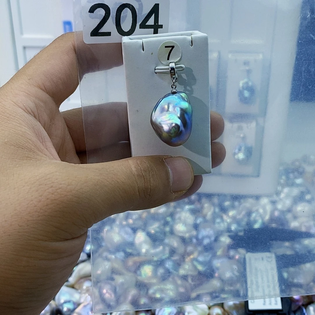 淡水珍珠合金颈饰