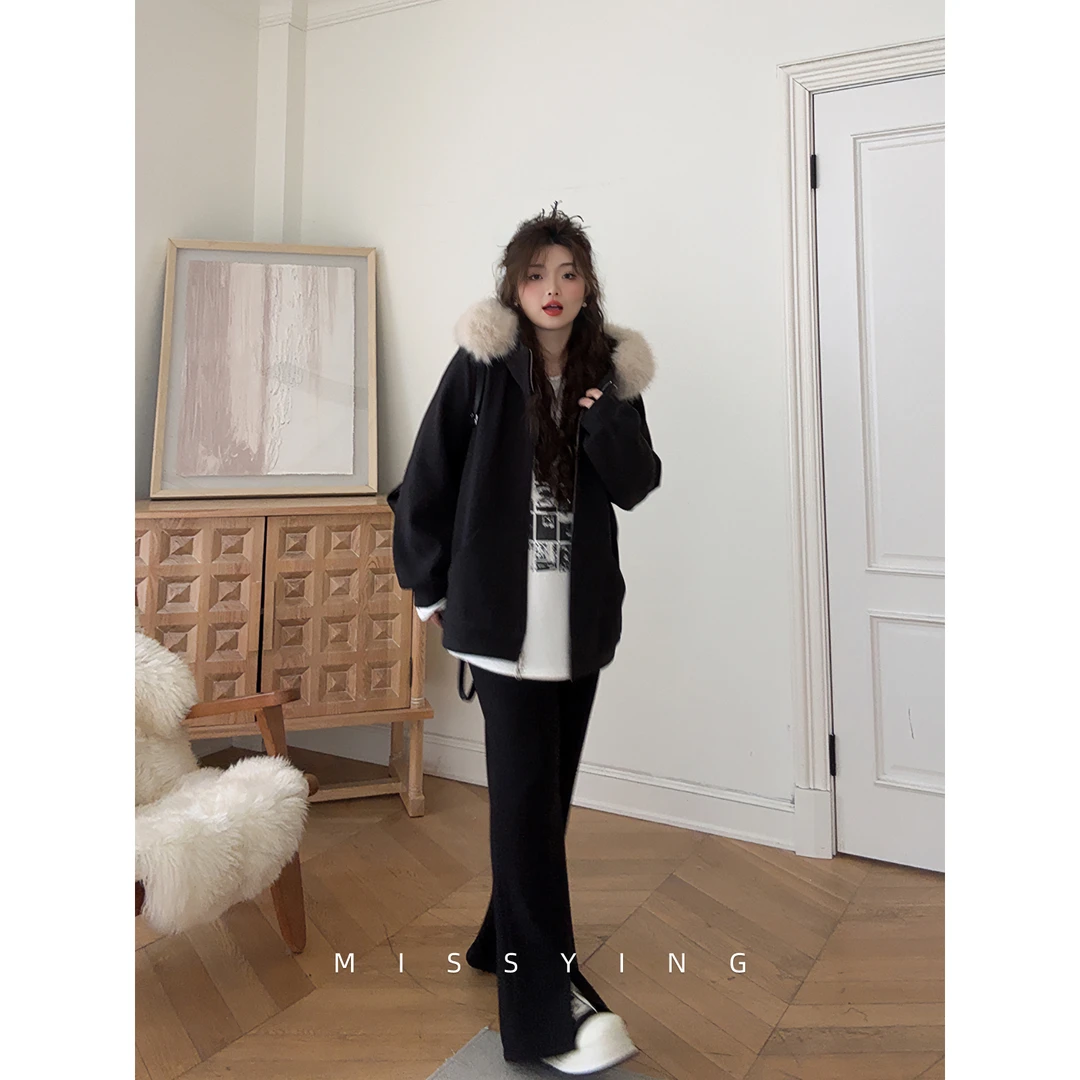 应小姐【漫游利物浦】微胖大码韩版时尚显瘦宽松毛领连帽休闲短外套