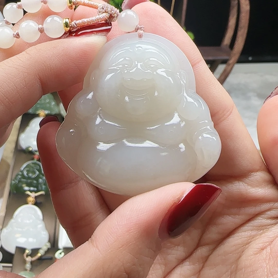 和田玉未镶嵌吊坠(赠链)