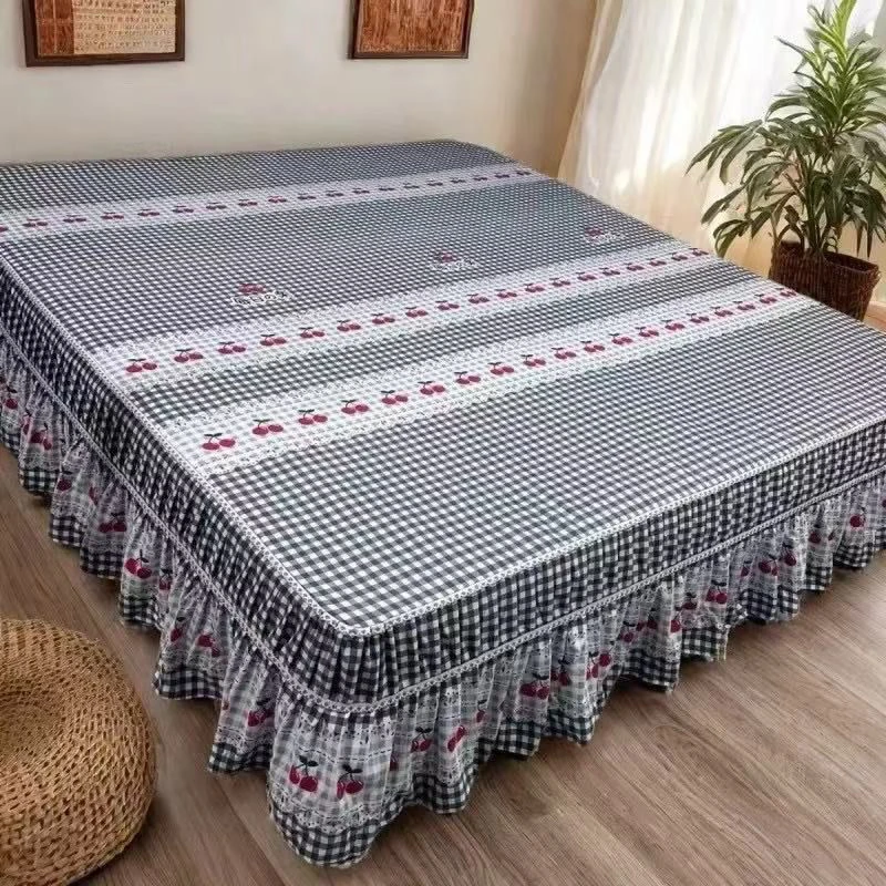 2025春季新款加厚磨毛斜纹樱桃格床罩床裙床单四季通用防滑防尘