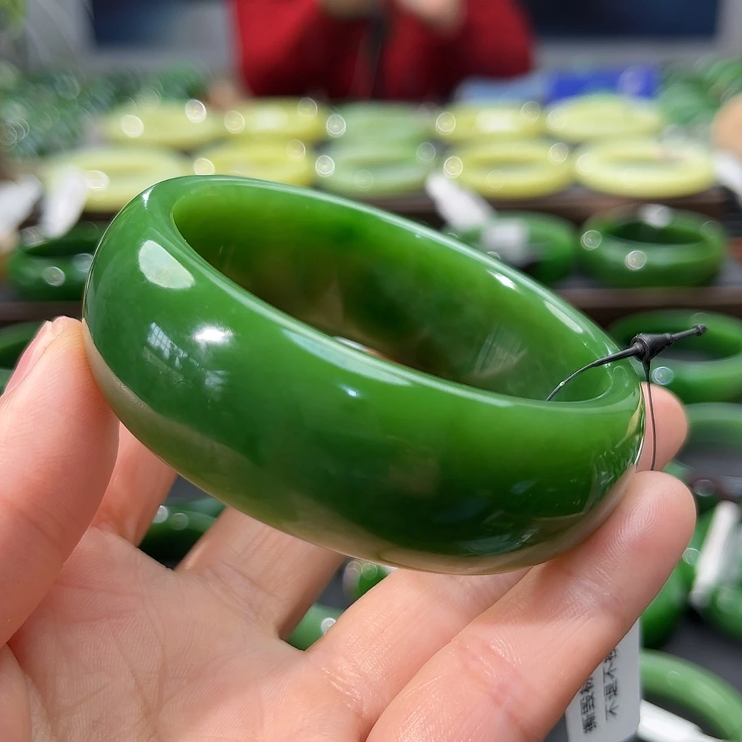 和田玉（碧玉）手镯未镶嵌