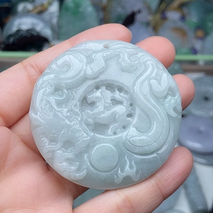 翡翠未镶嵌颈饰翡翠双面