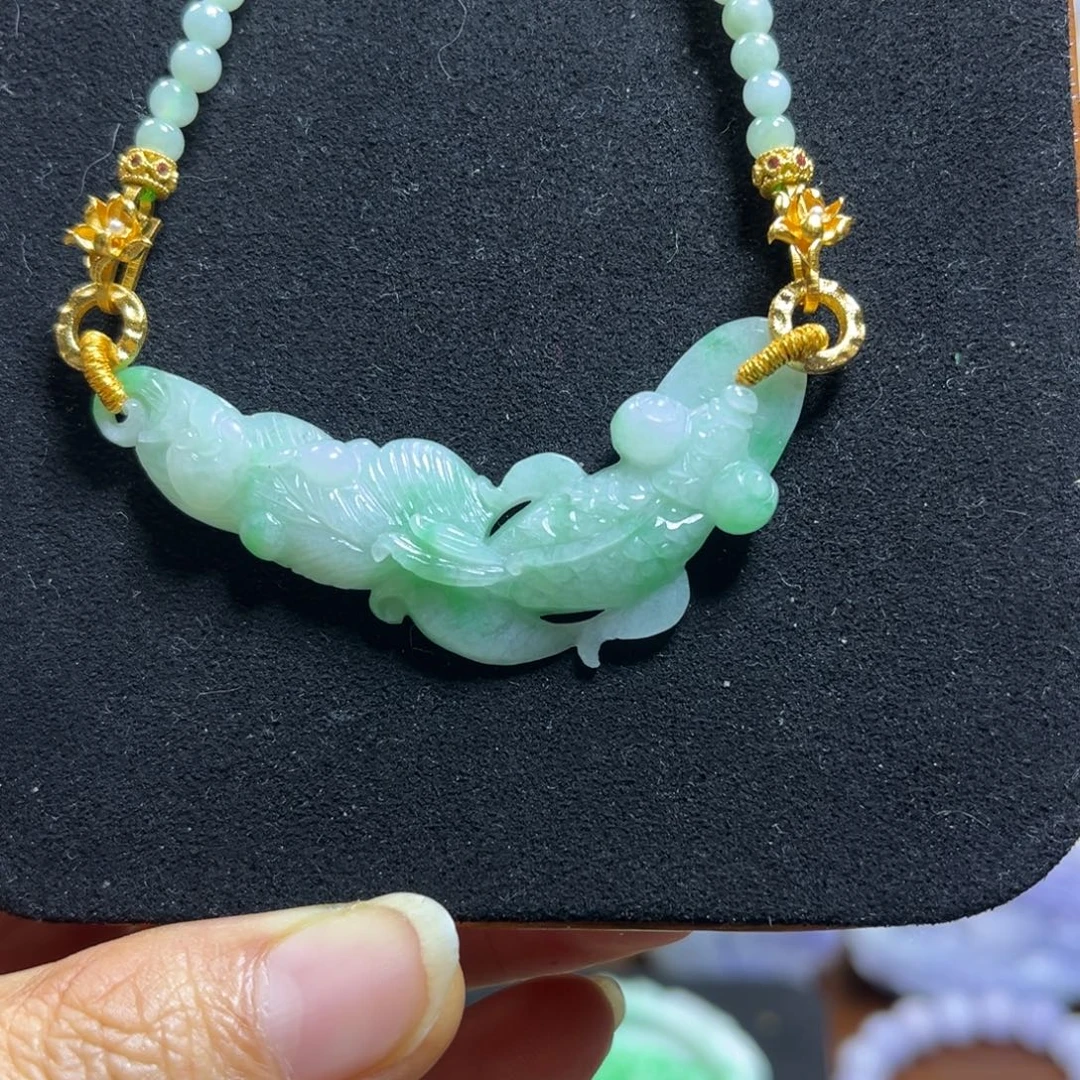 翡翠未镶嵌颈饰天然翡翠