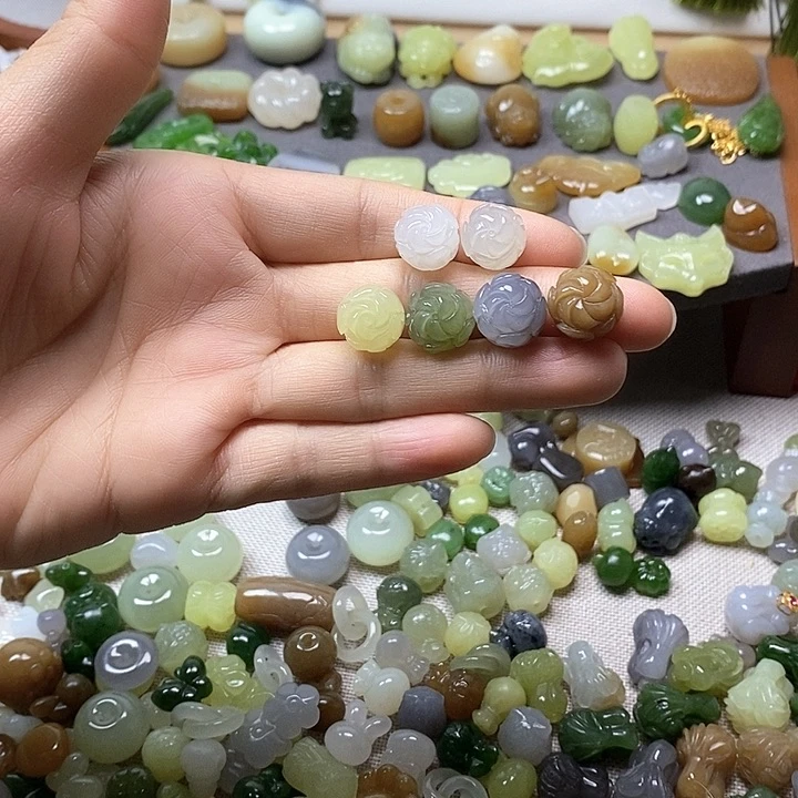 未镶嵌和田玉挂件花98一个多样性发其一