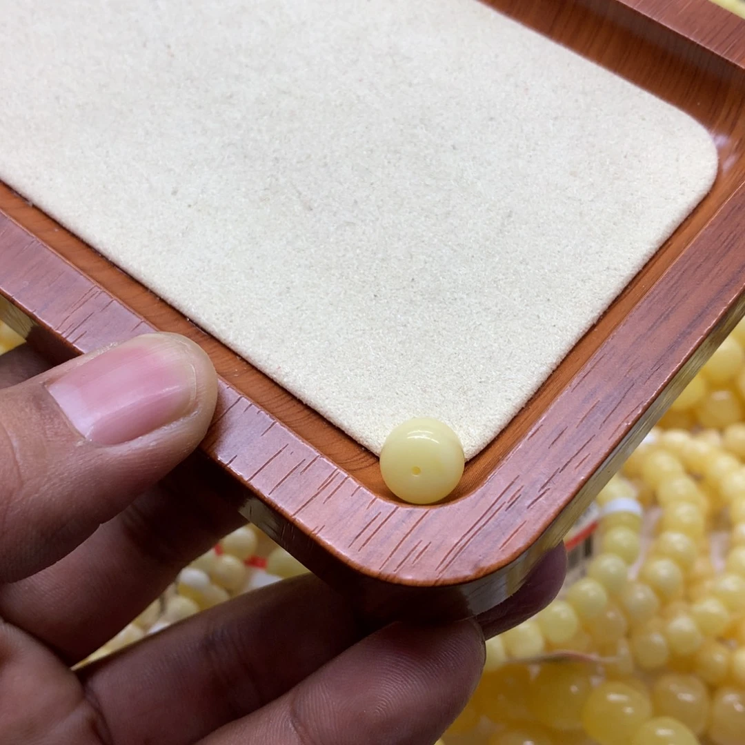 温***虎蜜蜡未镶嵌手链蜜蜡