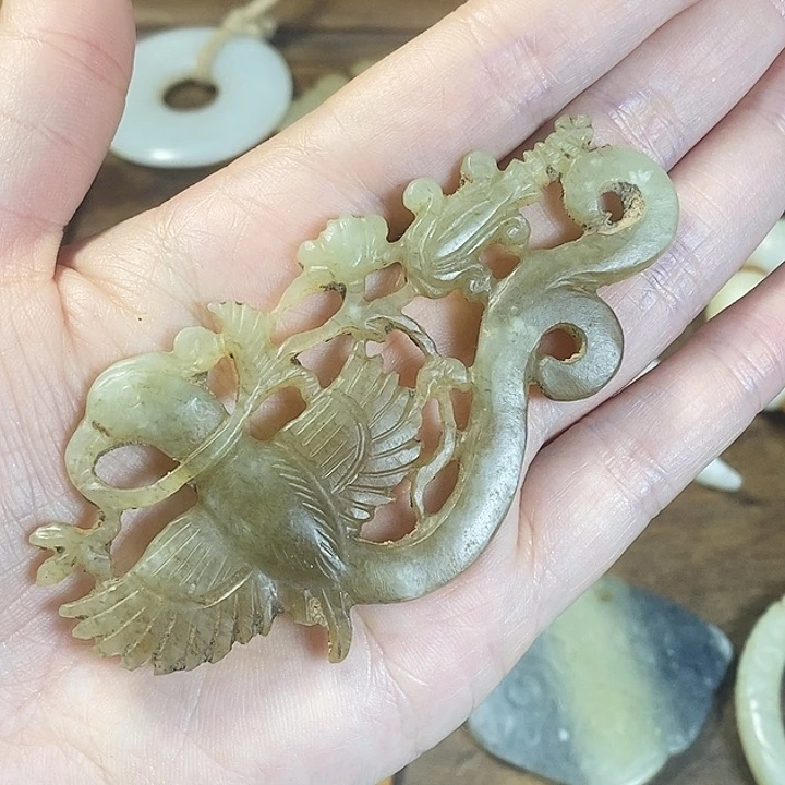 和田玉未镶嵌挂件