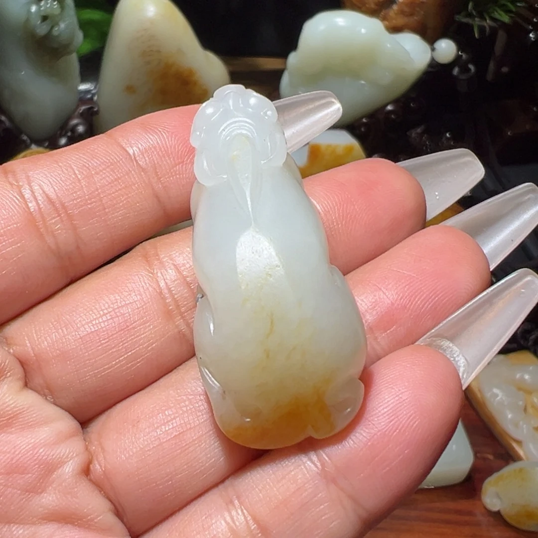 和田玉（子料）未镶嵌挂件
