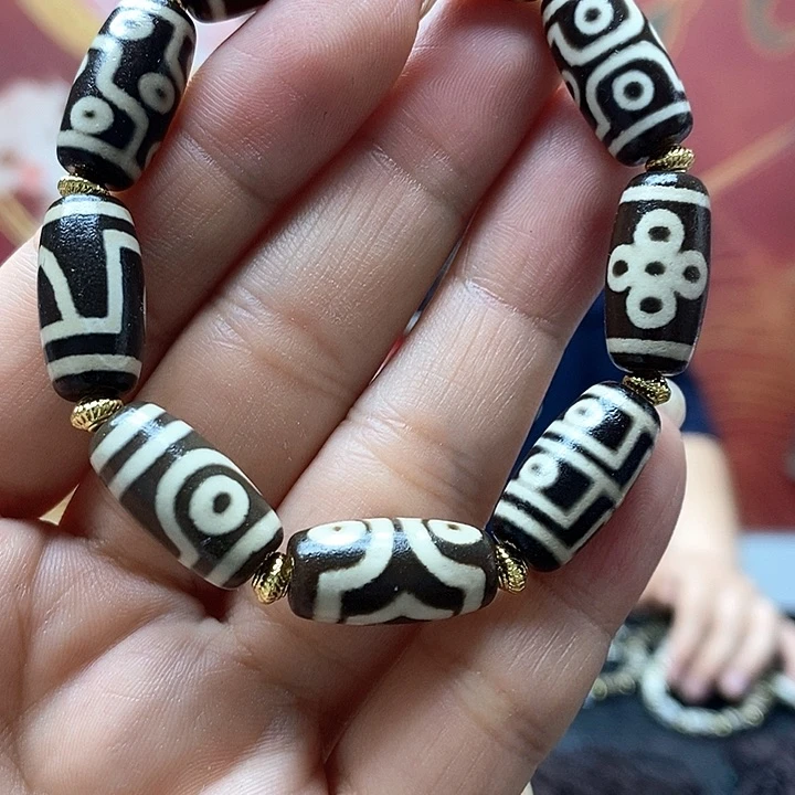 玛瑙/玉髓颈饰合金