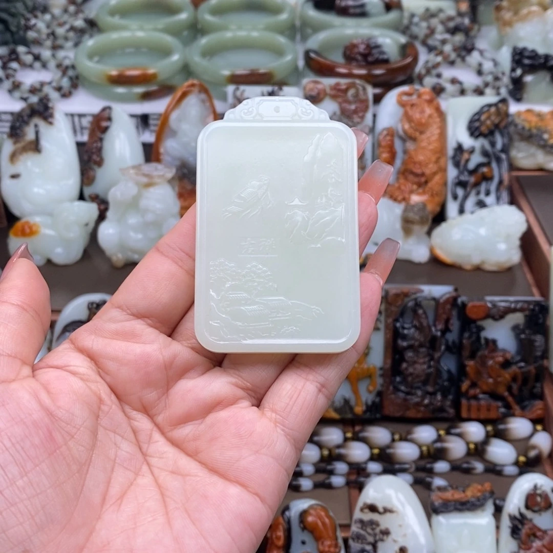 颈饰未镶嵌和田玉