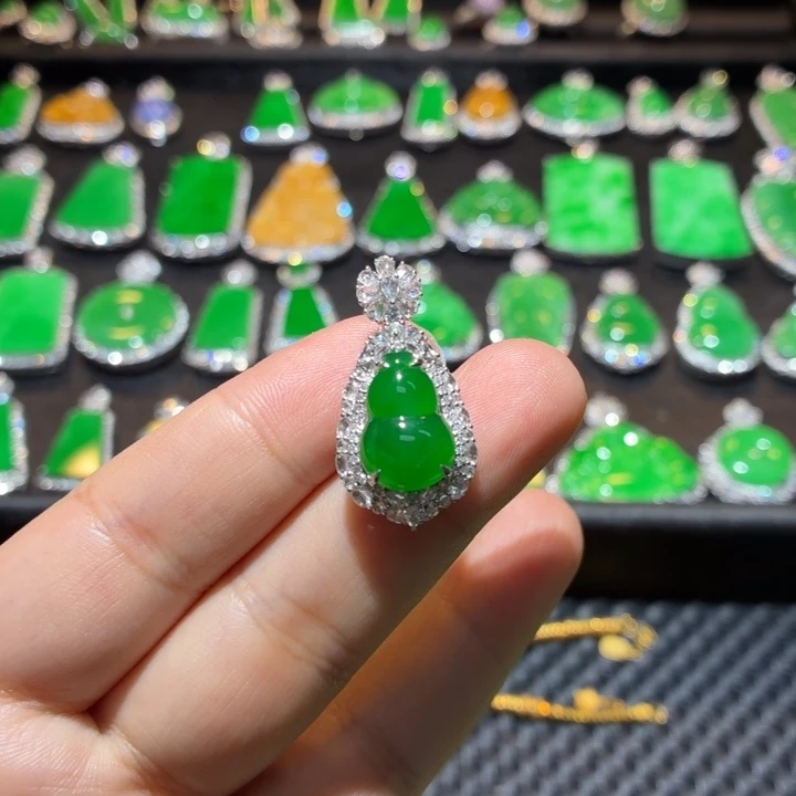 翡翠18K金镶嵌吊坠(不含链)103