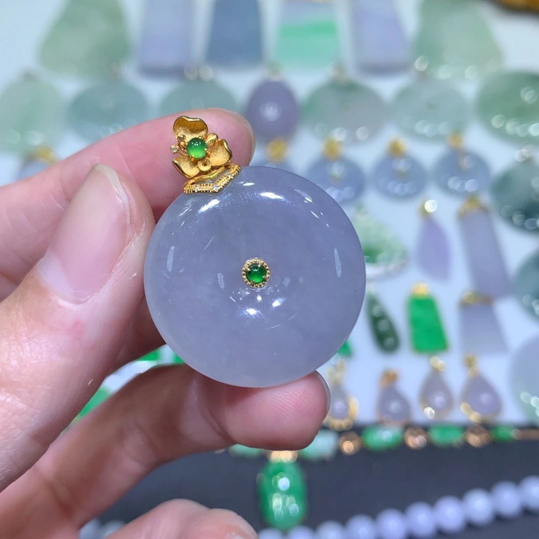 翡翠吊坠(不含链)18K金镶嵌