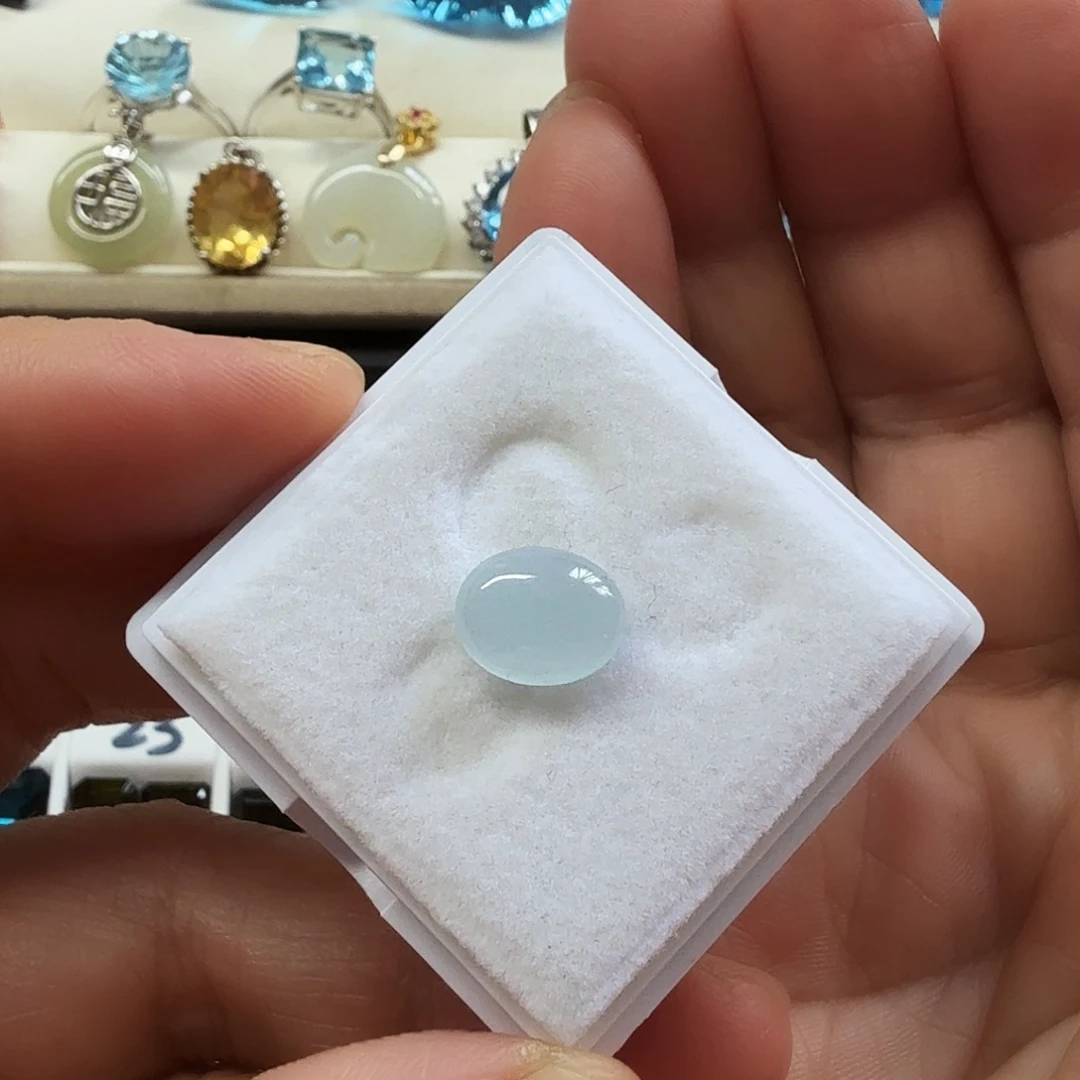 裸石海蓝宝石抢购福利，素面天无烧海蓝宝约3:05克拉10.5×8.5毫米