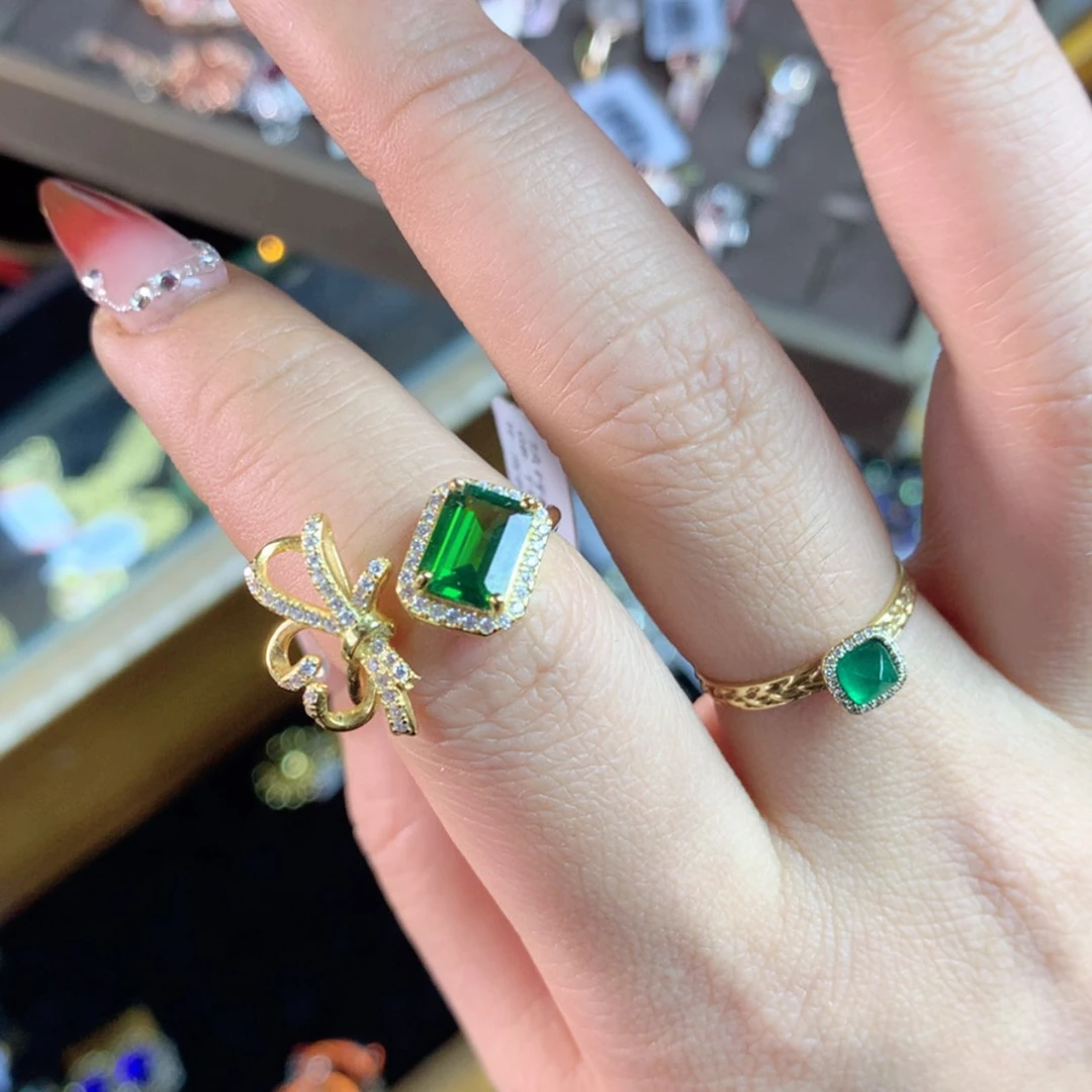 【闪购商品】瓷片楚楚中古满50包邮