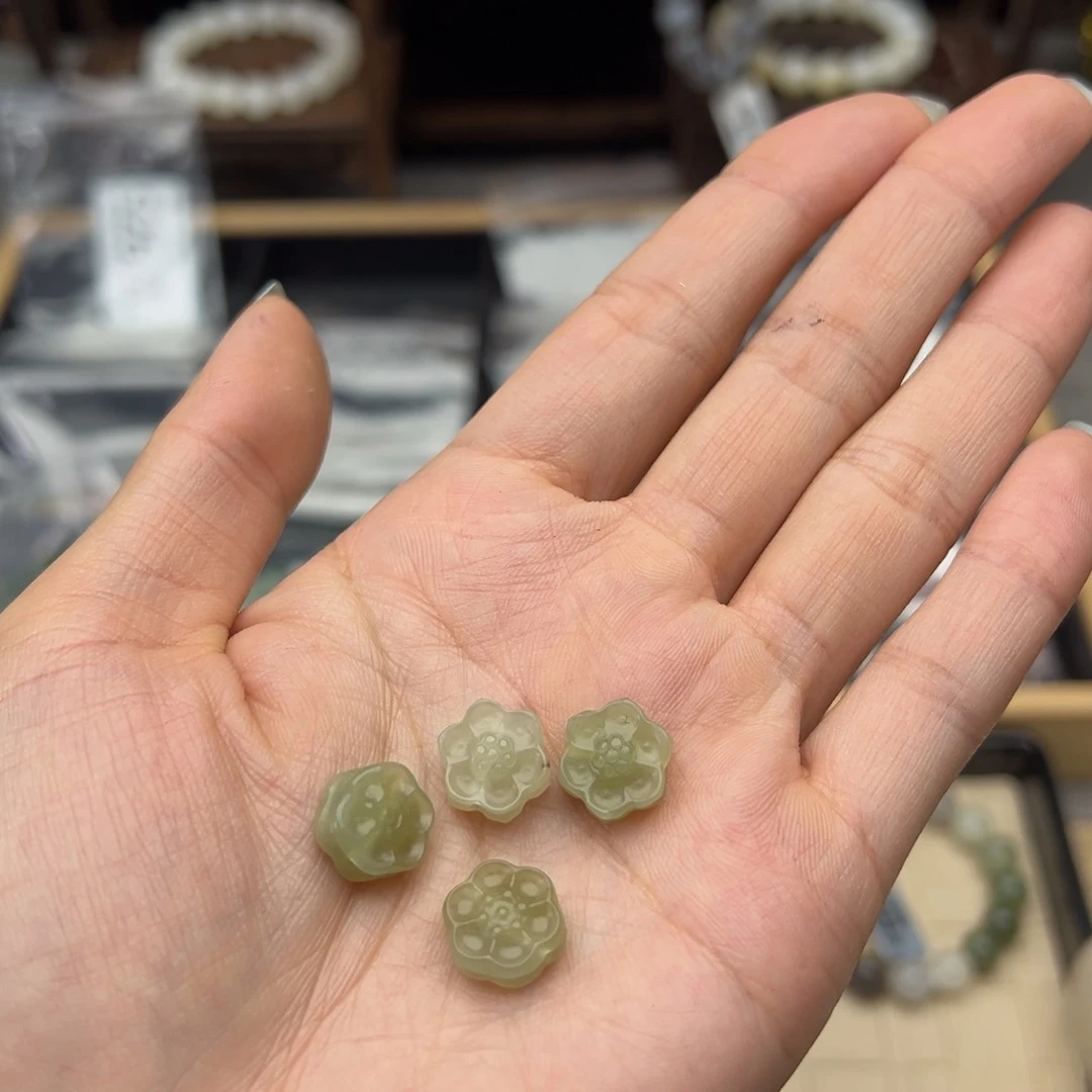 和田玉未镶嵌挂件S27 多样性发一