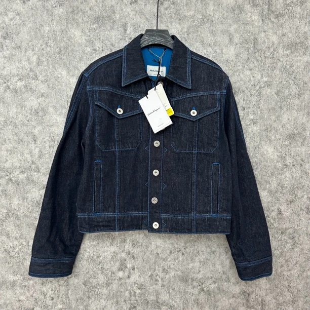 未使用 FERRAGAMO/菲拉格慕 菲拉格慕深色牛仔服
