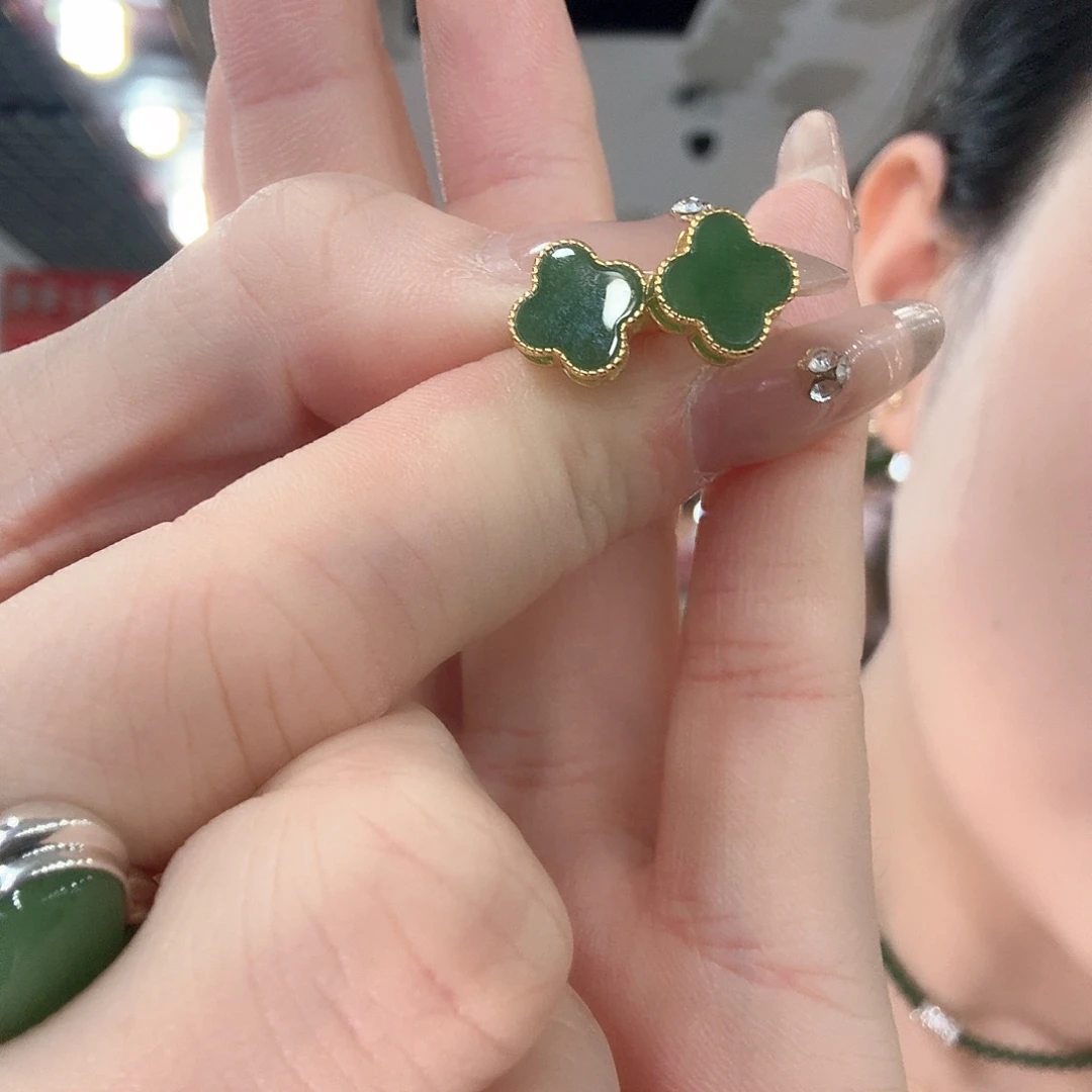 和田玉银S925镶嵌耳饰