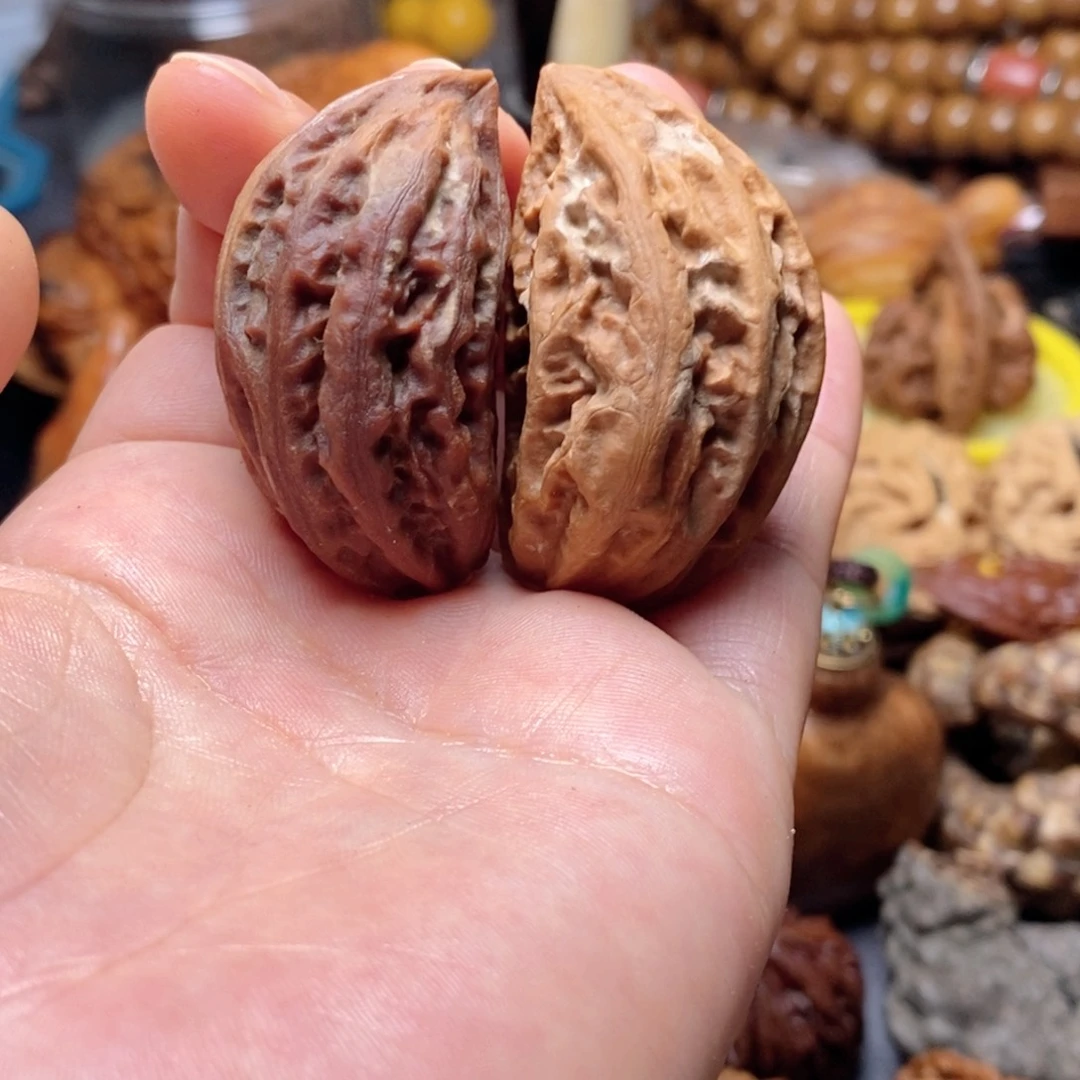 文玩核桃吊坠瑕疵半臂4