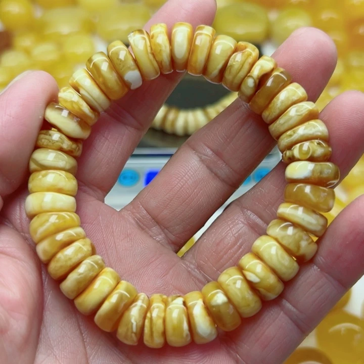 琥珀（矿物珀）未镶嵌裸石