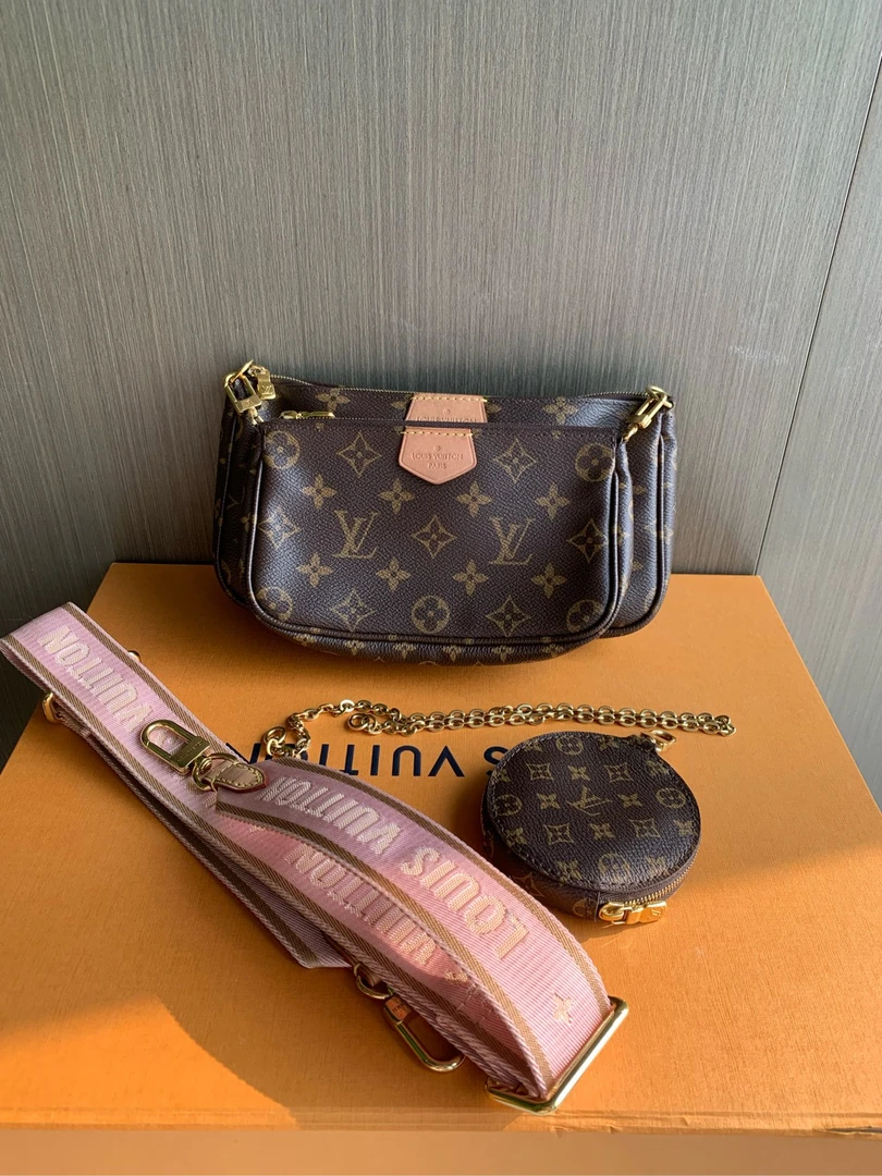 99新 LouisVuitton/路易威登 lv/粉肩带五合一