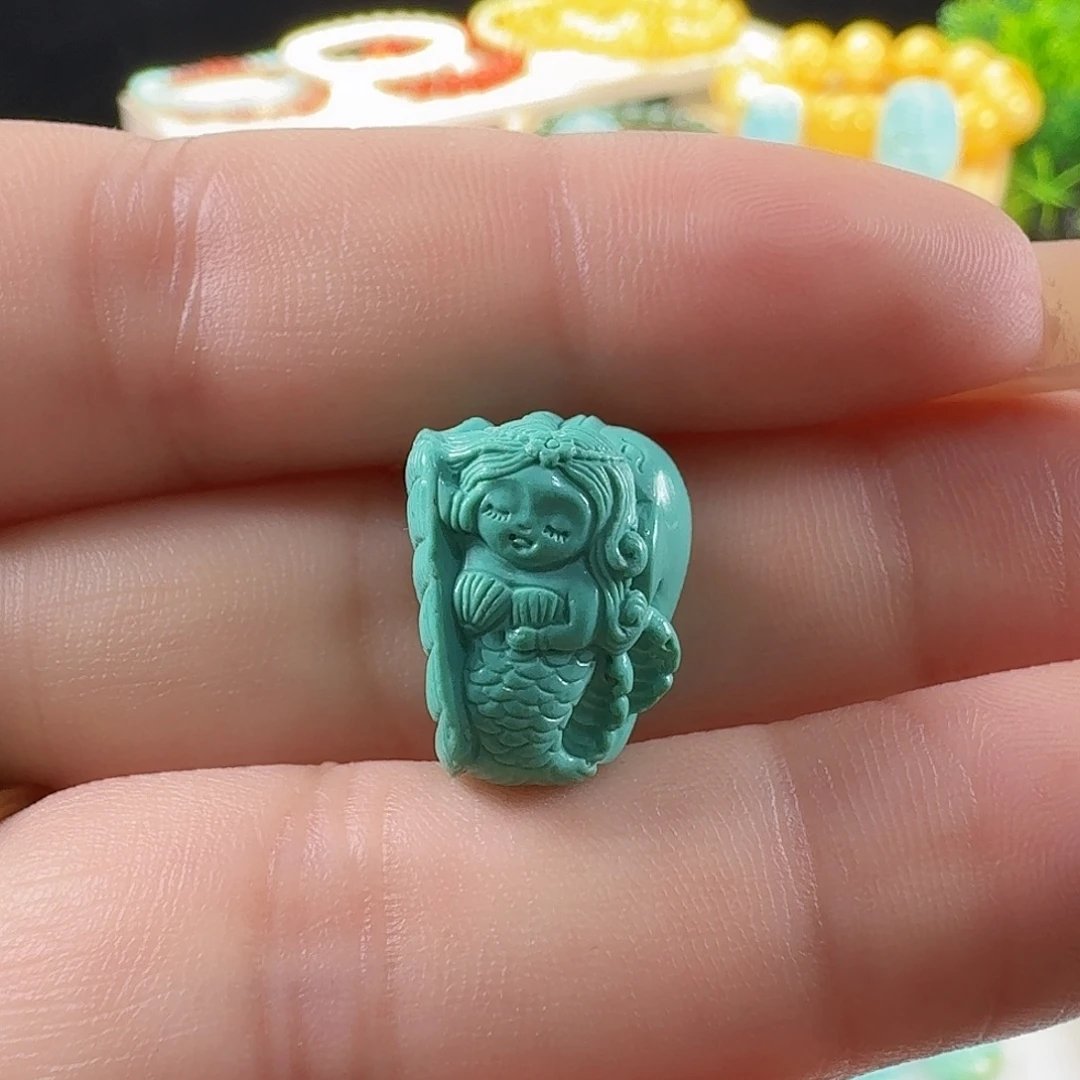 绿松石未镶嵌颈饰