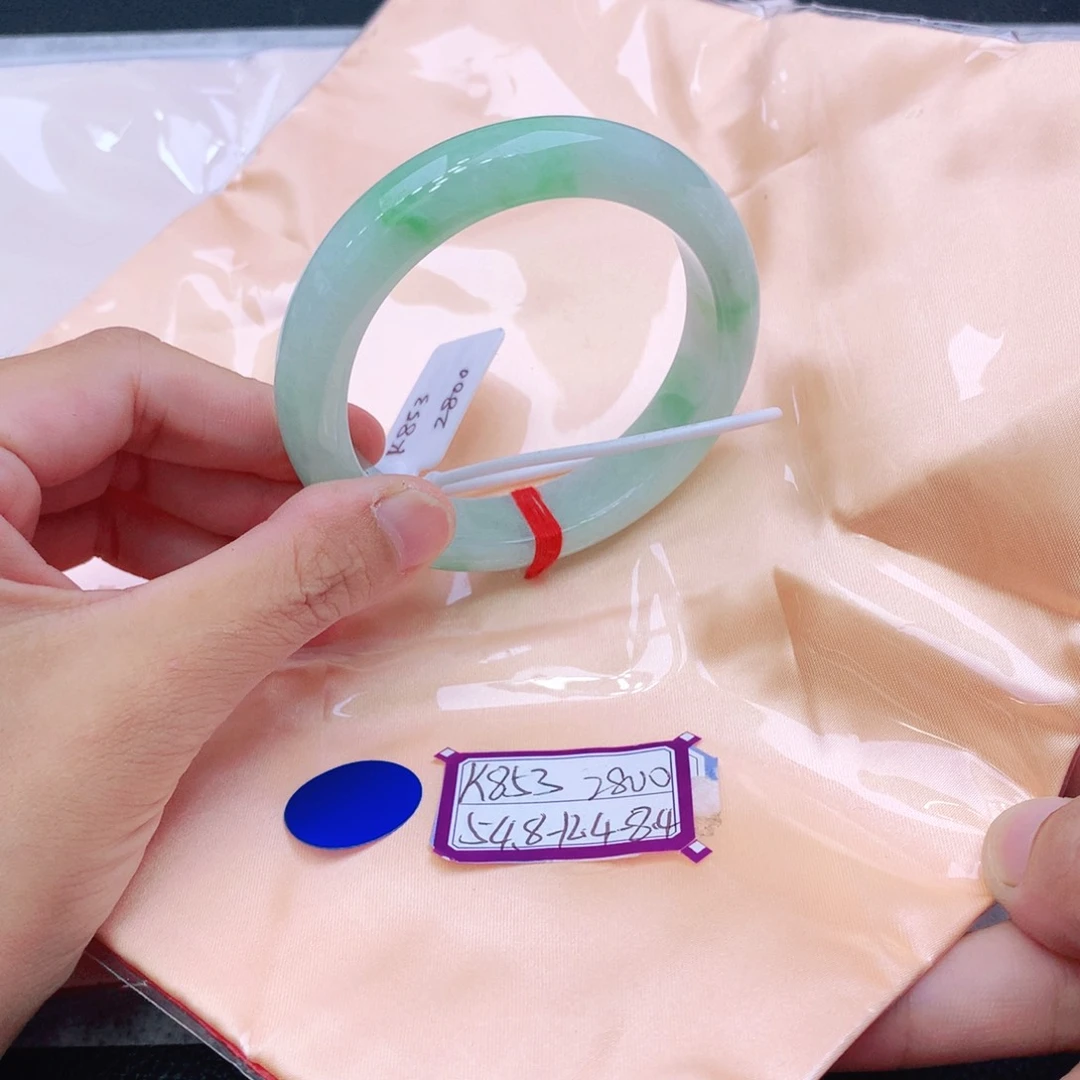 未镶嵌手镯翡翠翡翠