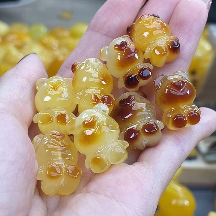 琥珀未镶嵌珠宝奇石琥珀蜜蜡J多样性发其一