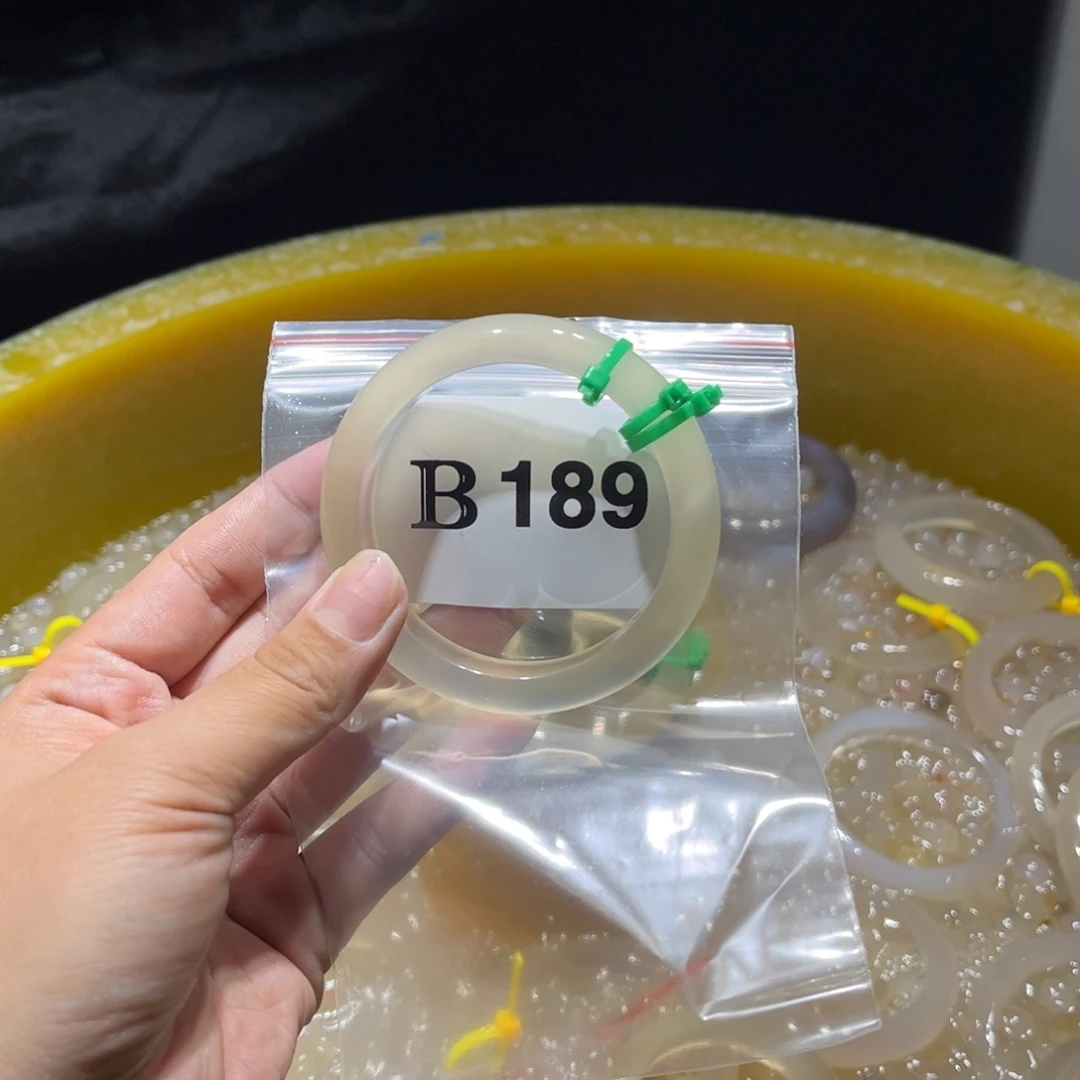 咕***力玛瑙/玉髓未镶嵌手镯