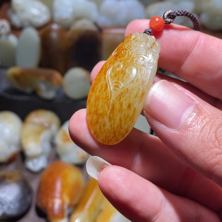 天***舍和田玉未镶嵌挂件