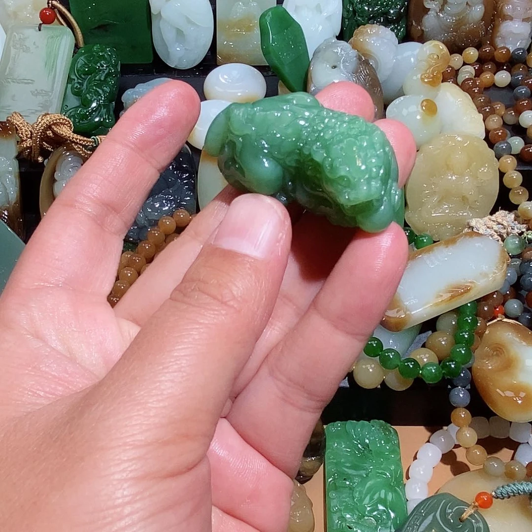 和田玉挂件未镶嵌L**K