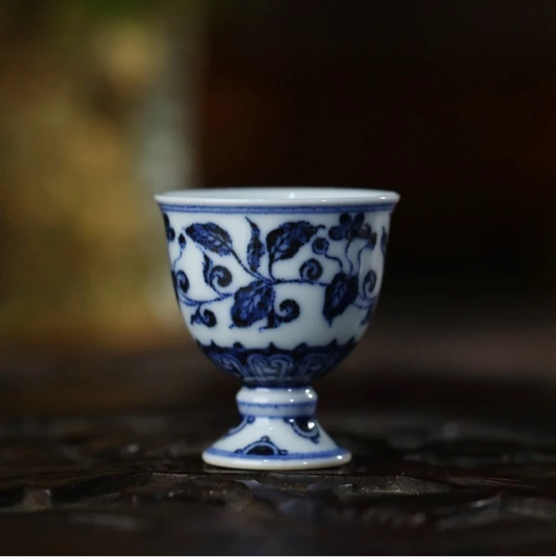 且斋慕明海棠花高足杯