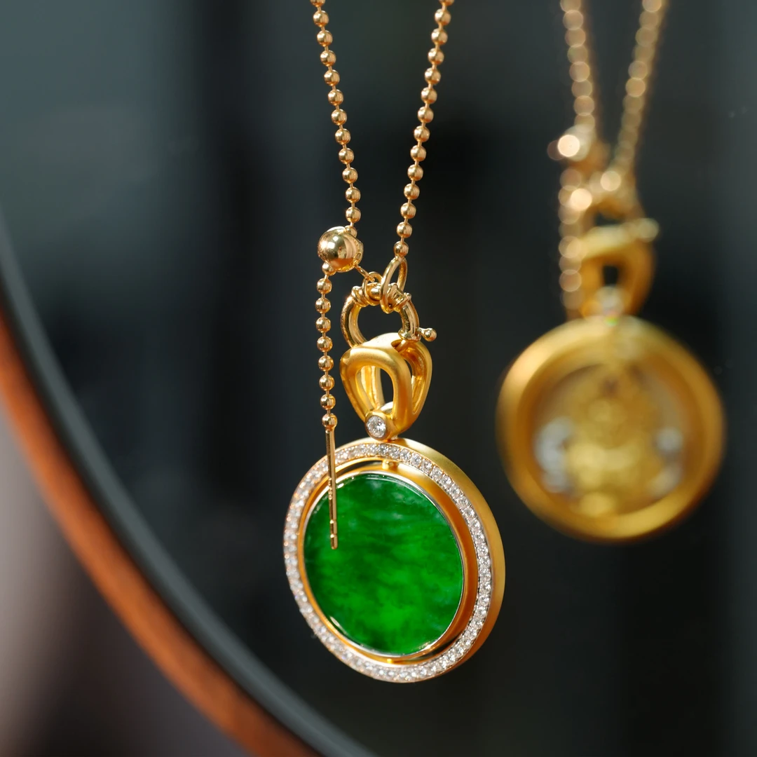 金钰顺现货天然缅甸翡翠a货满色辣绿平安扣吊坠黄财神挂件18k金