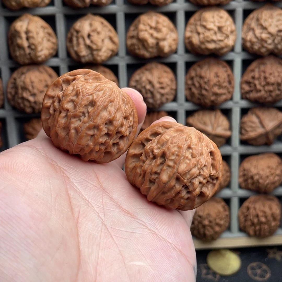 把件核桃40➕无修山地磨盘对歪