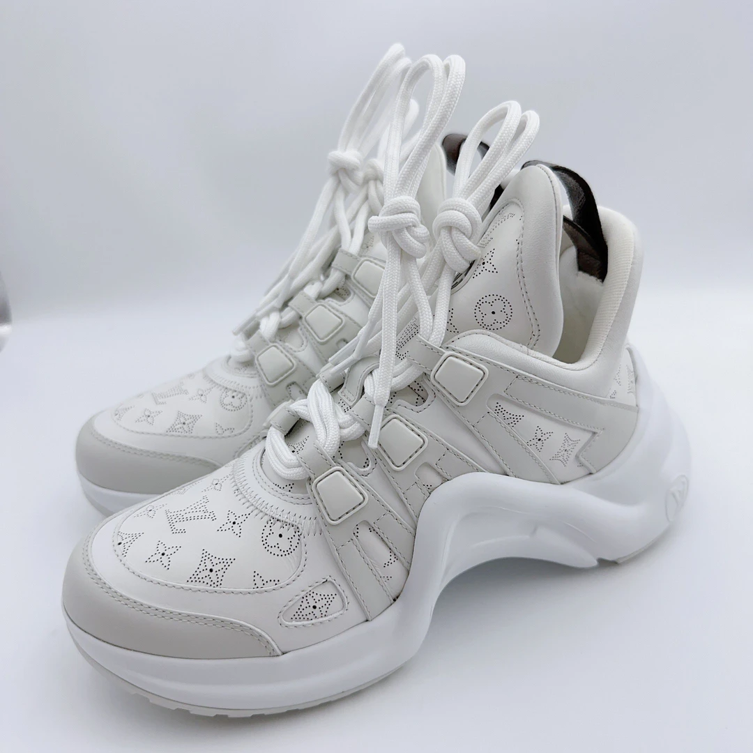 未使用 LouisVuitton/路易威登 35.5码/满天星满印老爹鞋/01614
