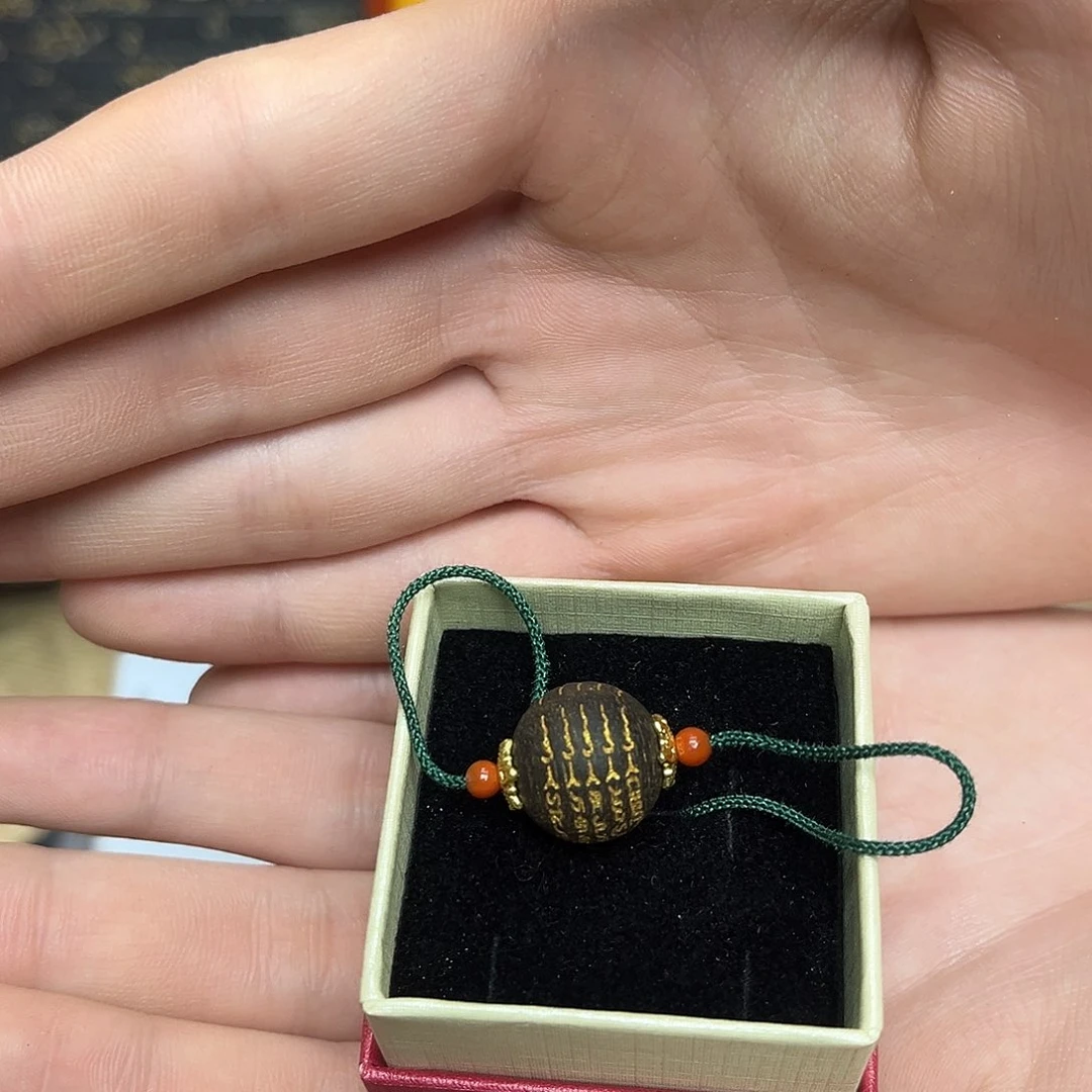 大叶紫檀（黑酸枝木类）