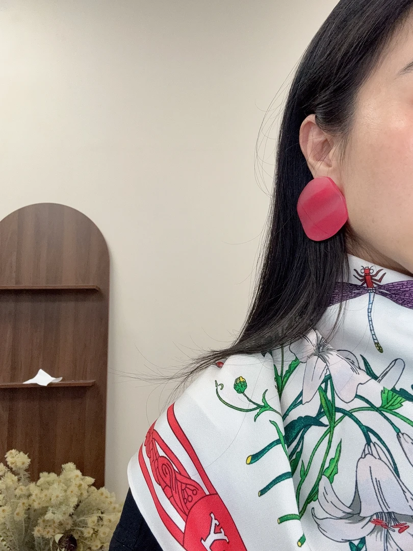 非金属亚克力耳饰 (虾片）虾片型耳环欧美女几何形设计感耳饰复古