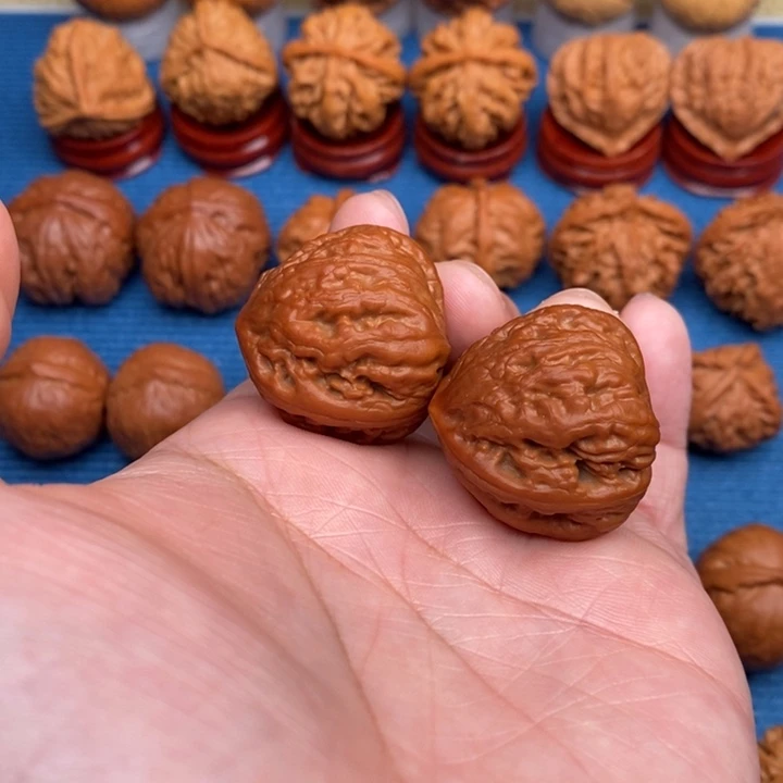 文玩核桃把件雪蟾