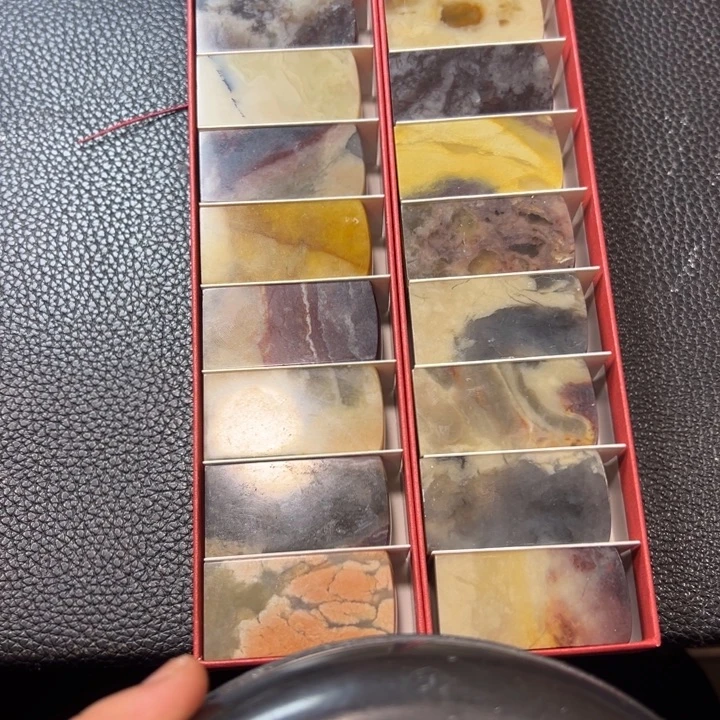 灬***灬印石伊犁石2.5*5.0素章两组