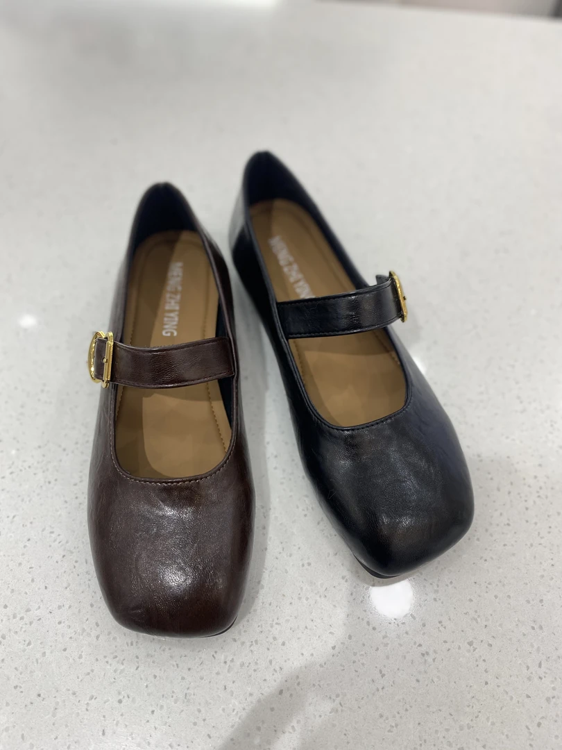 时尚e足浅口方头单鞋女一字带软底舒适玛丽珍鞋学院风230