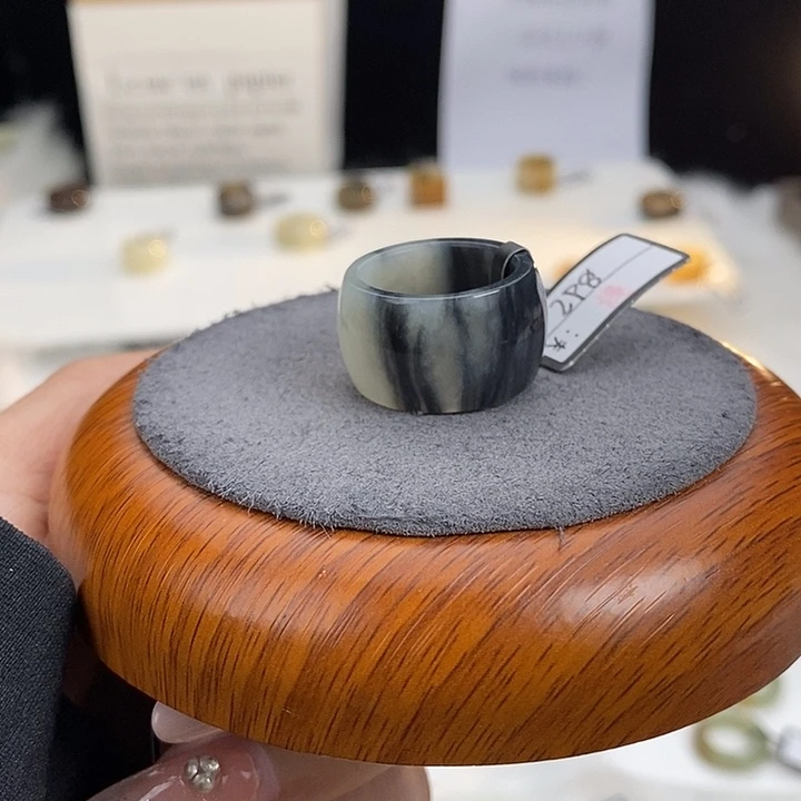 和田玉未镶嵌戒指Z90青花意境酒桶18