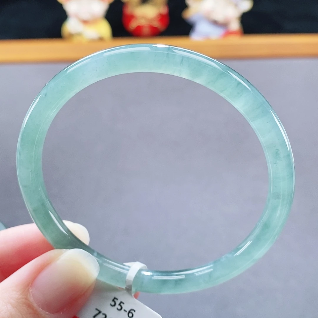 翡翠未镶嵌手镯103