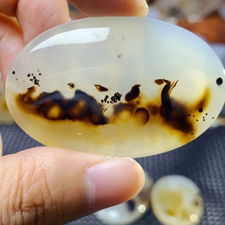 玛瑙/玉髓未镶嵌珠宝半成品