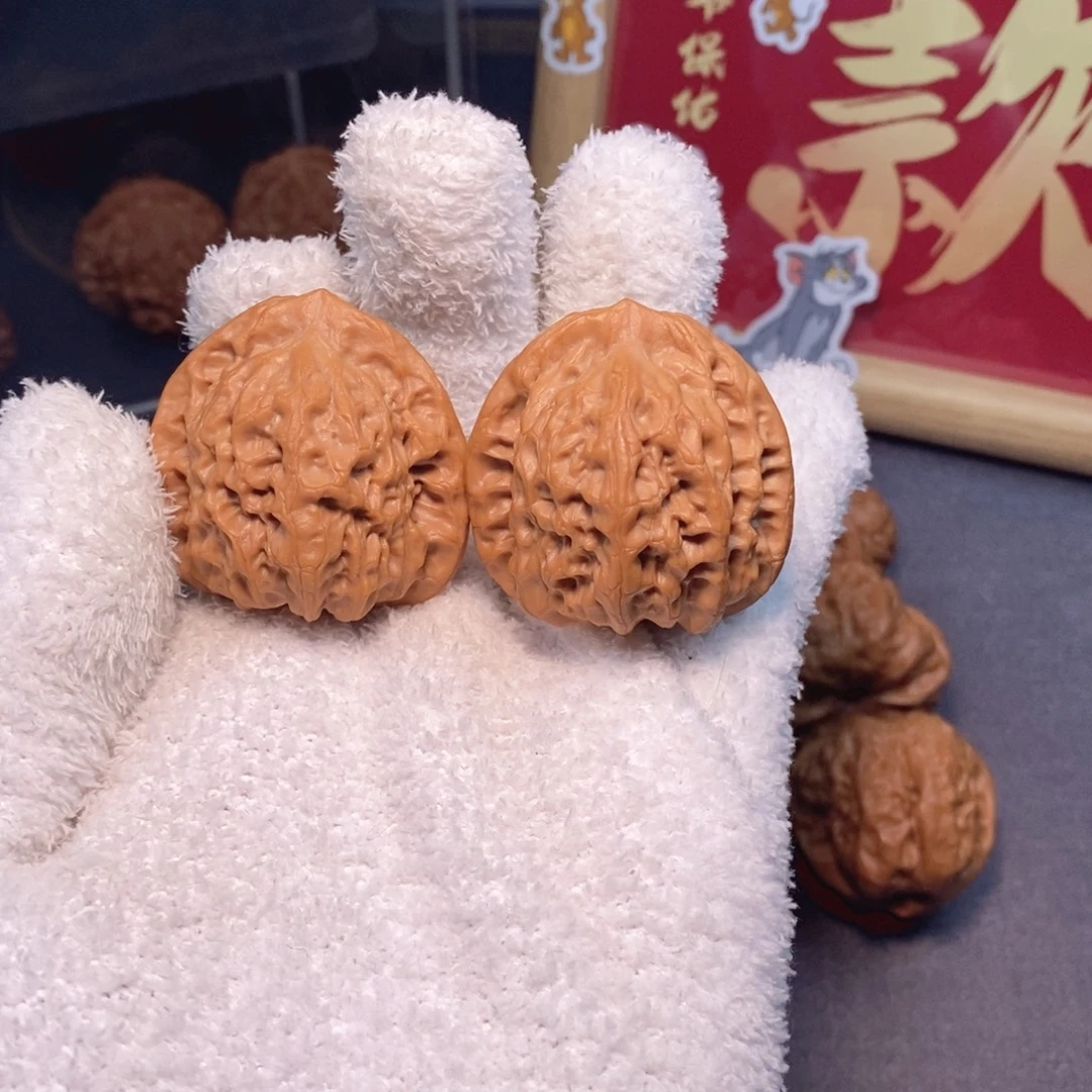 文玩核桃把件走色鲜艳系40尺挂月峰佛肚