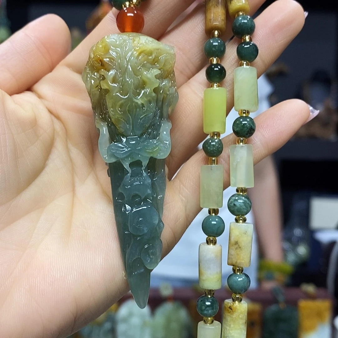 岫玉未镶嵌挂件挂件