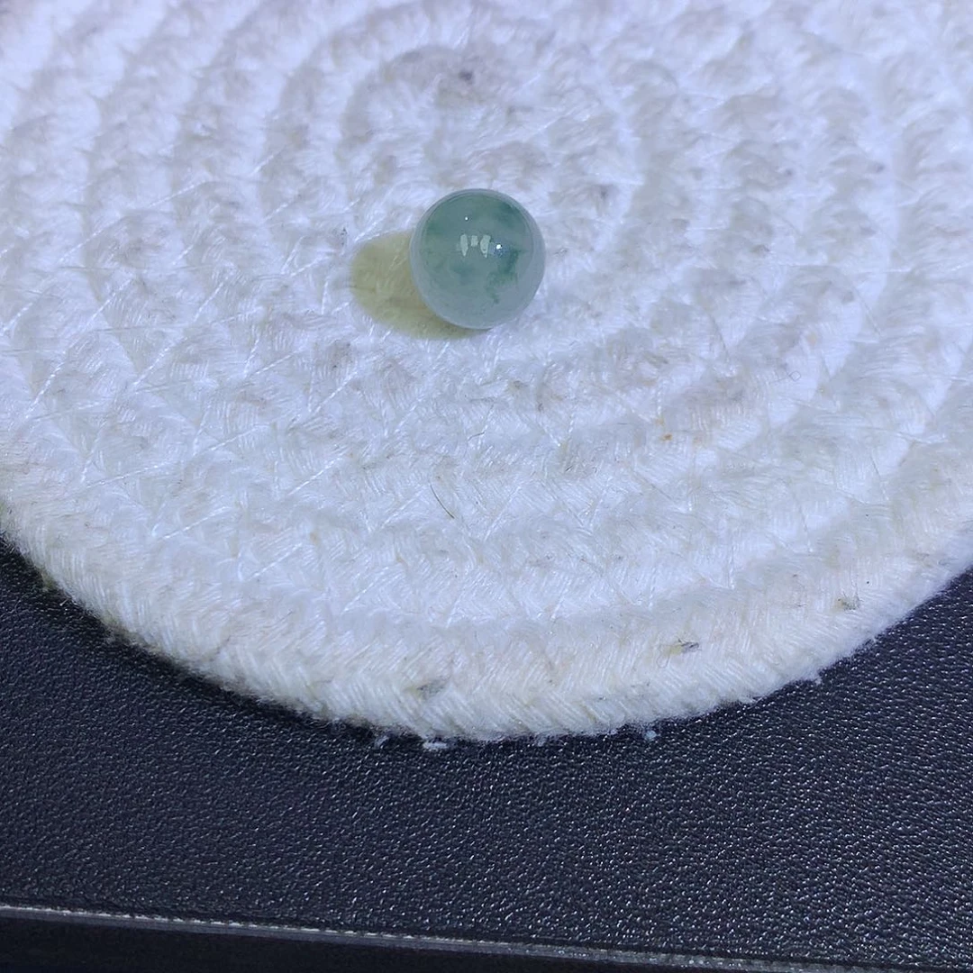 散珠翡翠天然缅甸翡翠单珠卡11.4飘绿花
