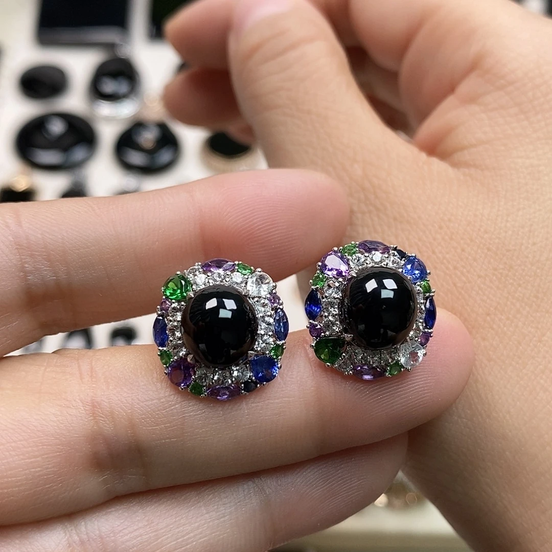 翡翠18K金镶嵌耳饰