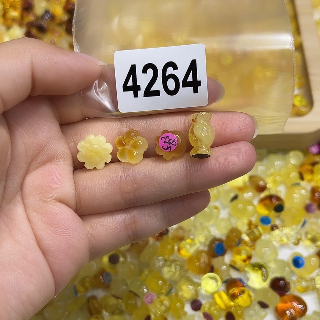 ❀****琥珀未镶嵌珠宝奇石