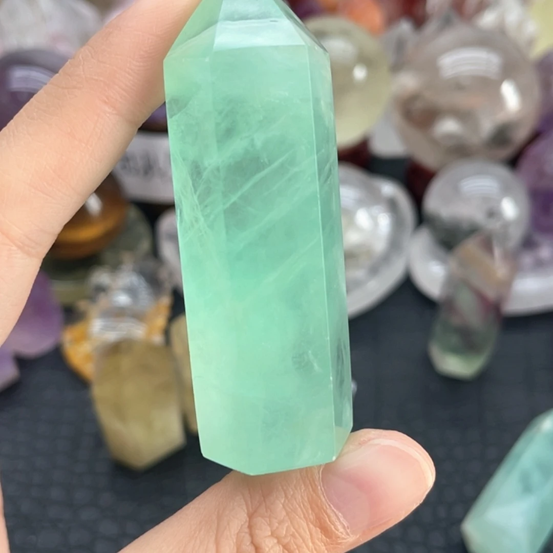 发晶珠宝半成品未镶嵌66绿莹柱