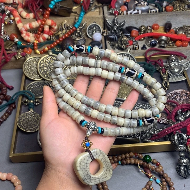 藏地密码藏饰品串